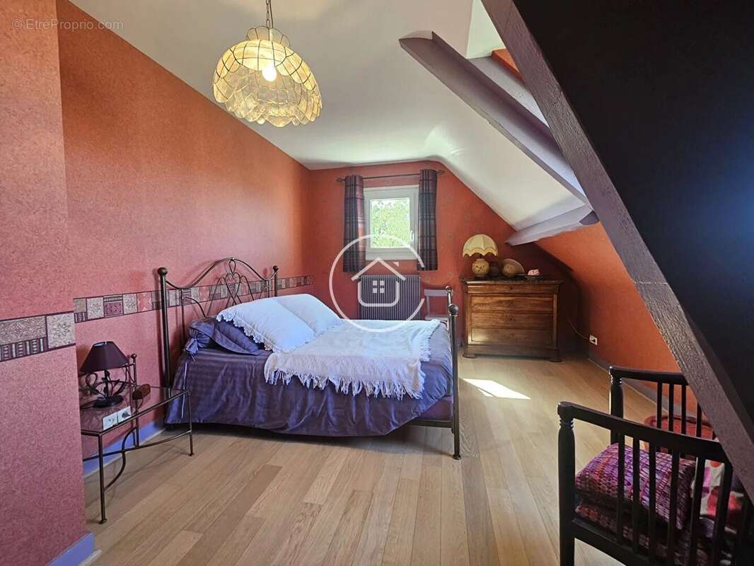Maison à SAINT-CLAUDE-DE-DIRAY