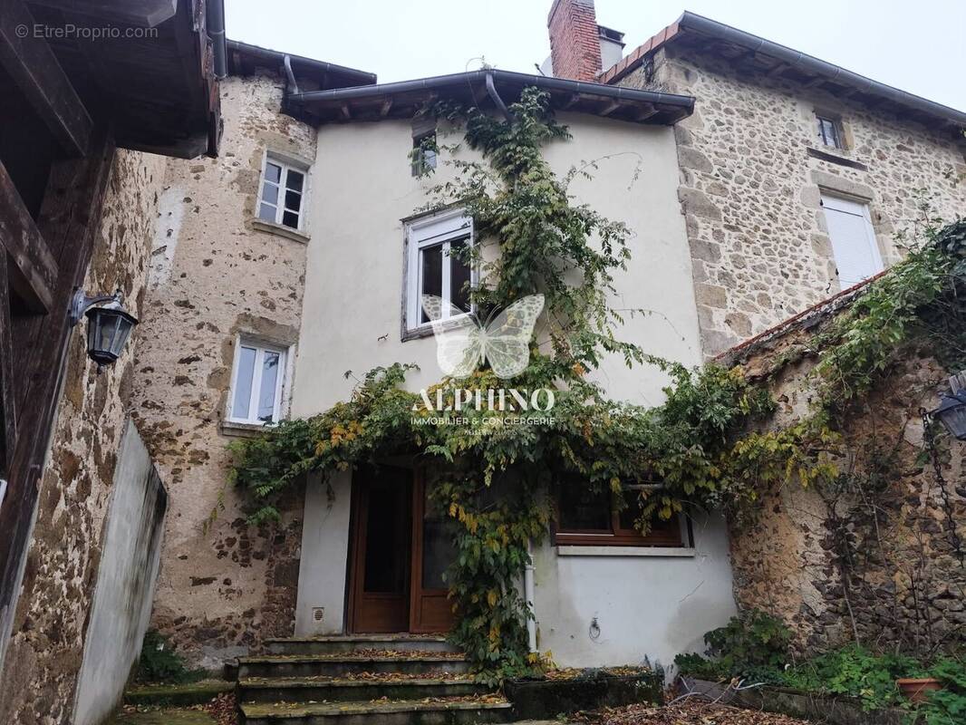 Maison à ROCHECHOUART