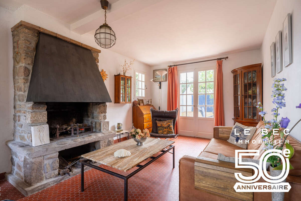 Maison à LOCMARIAQUER