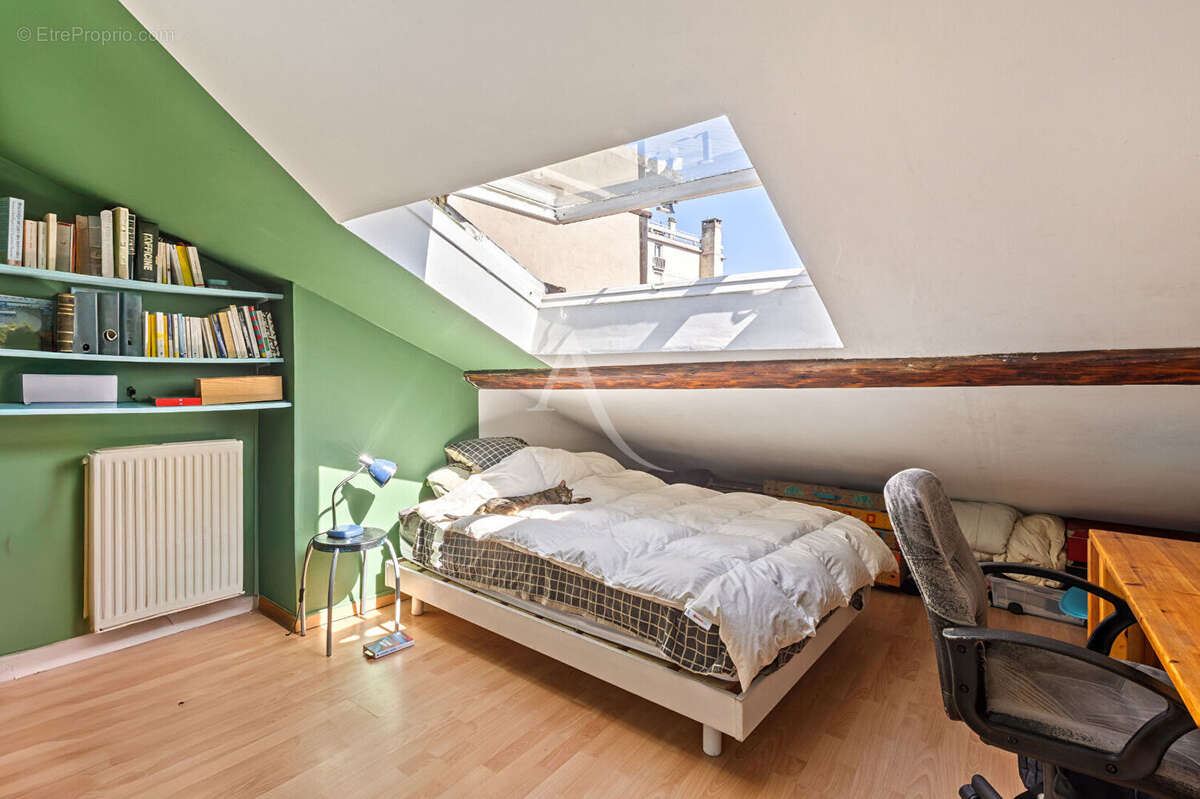 Appartement à PARIS-12E