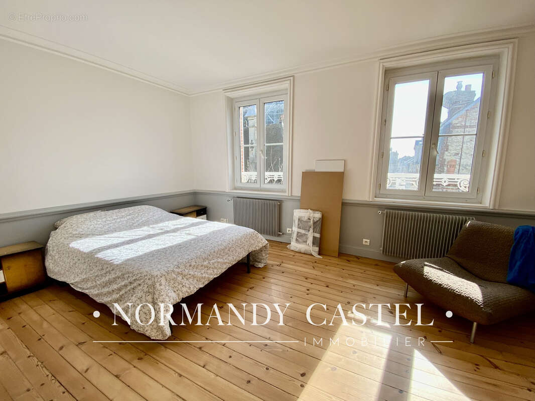 Maison à TROUVILLE-SUR-MER