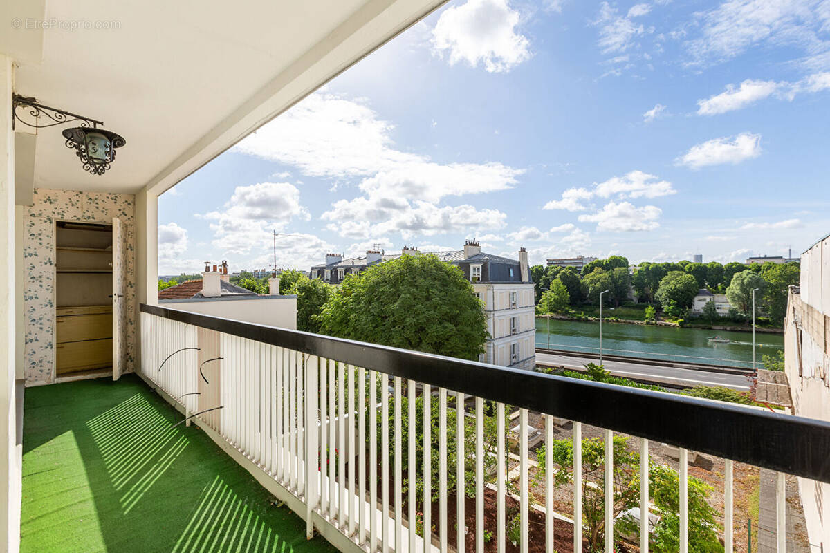 Photo Appartement à Courbevoie au prix de 631 000€