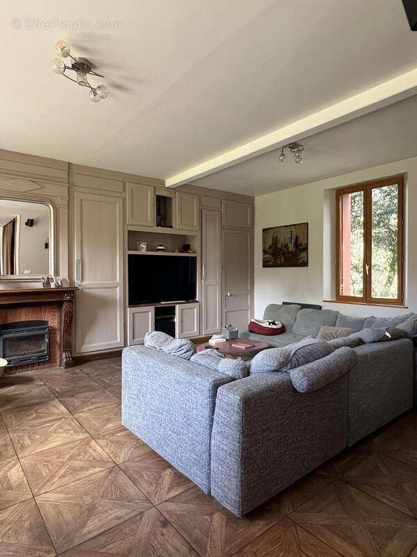 Maison à LONGUEVILLE-SUR-SCIE