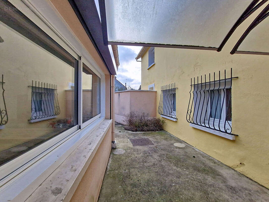 Appartement à BREVAL