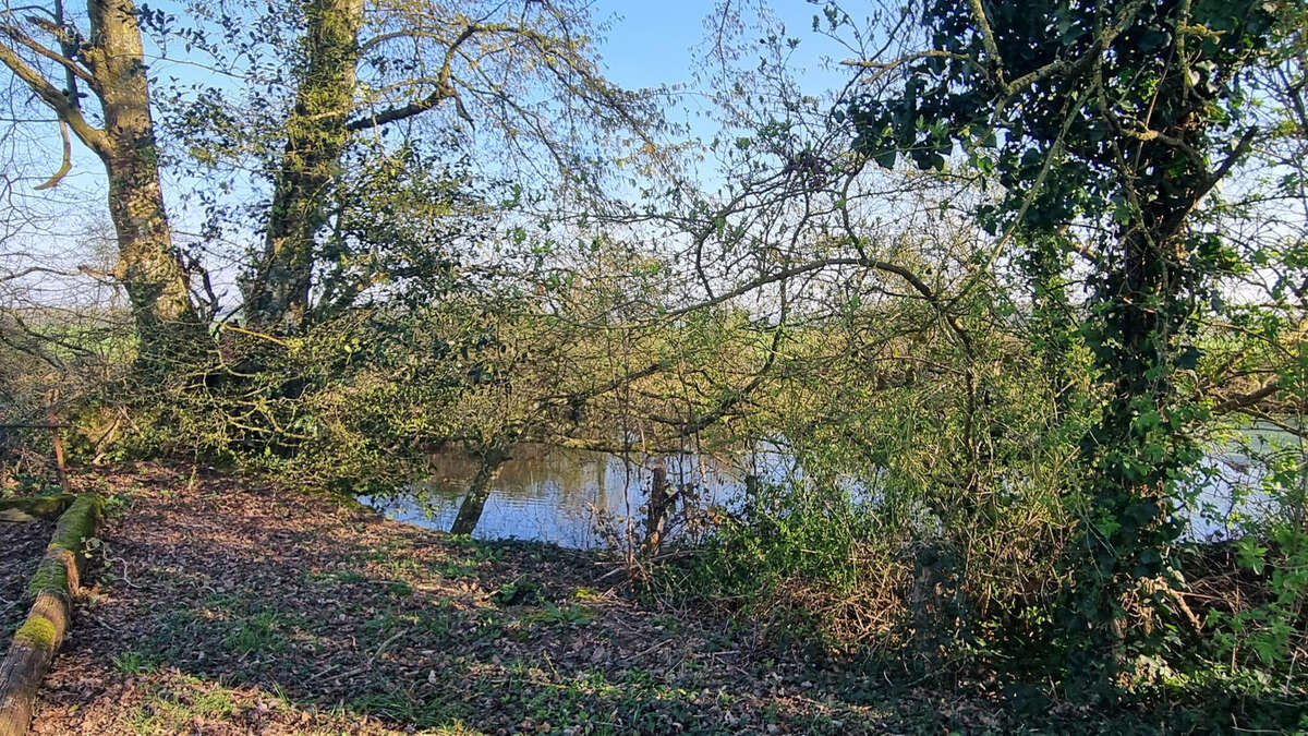Maison à THIRON-GARDAIS