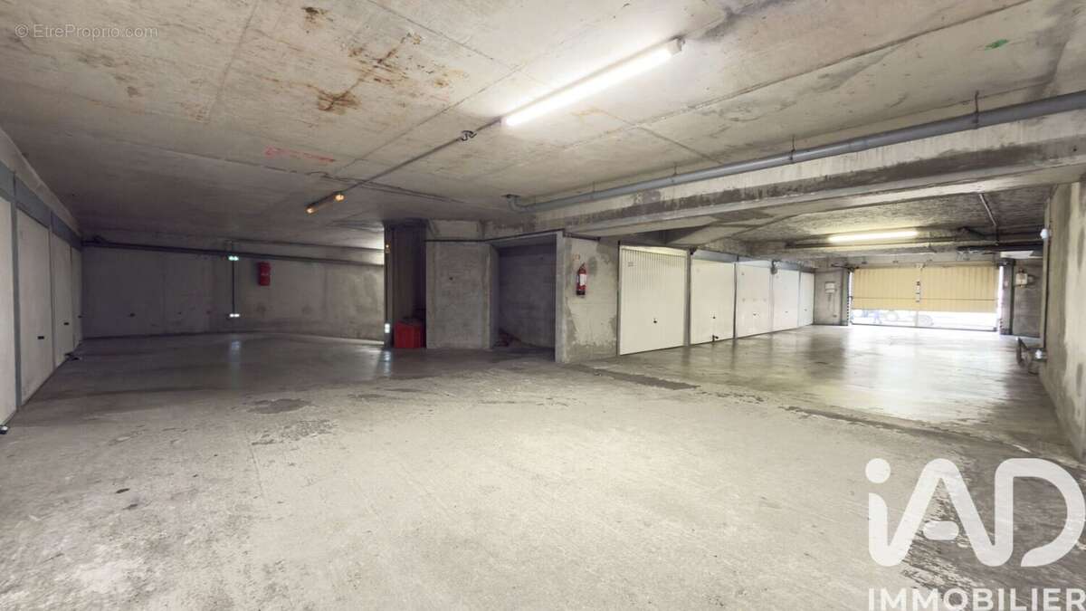 Photo 8 - Parking à NICE