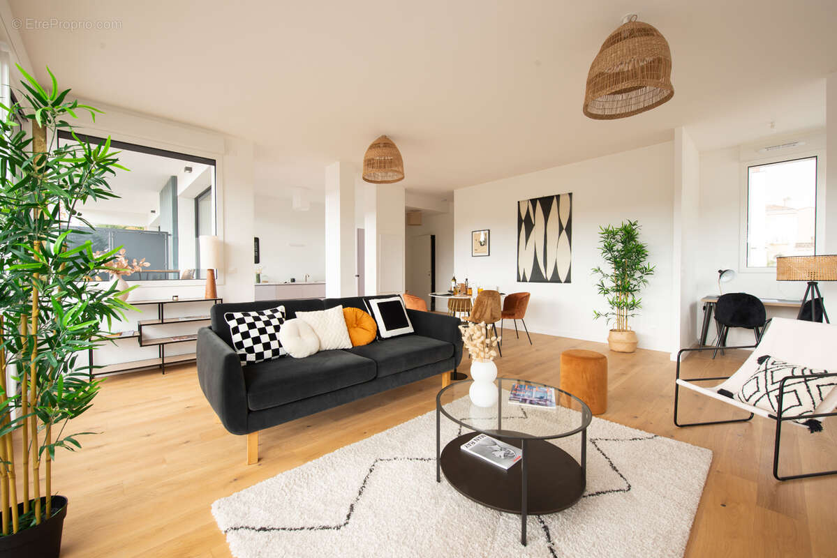 Appartement à BORDEAUX