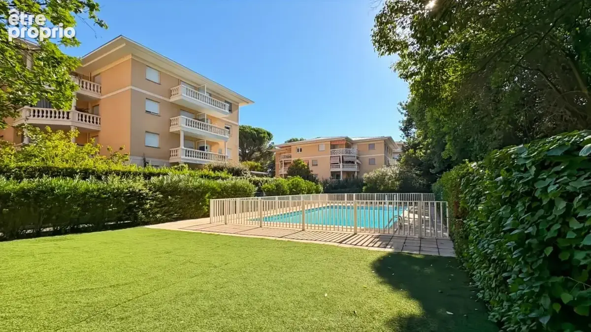 Appartement à FREJUS