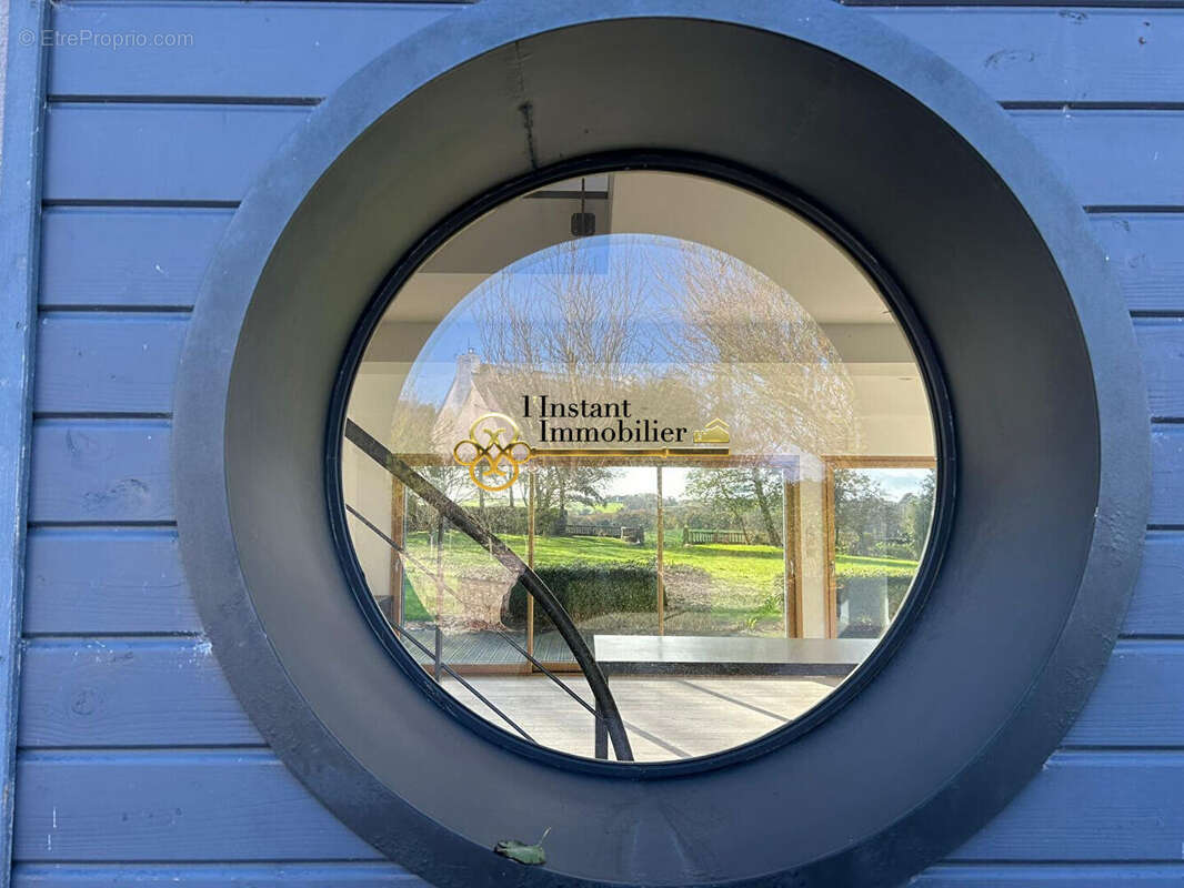 Maison à PLOUNEVEZ-LOCHRIST