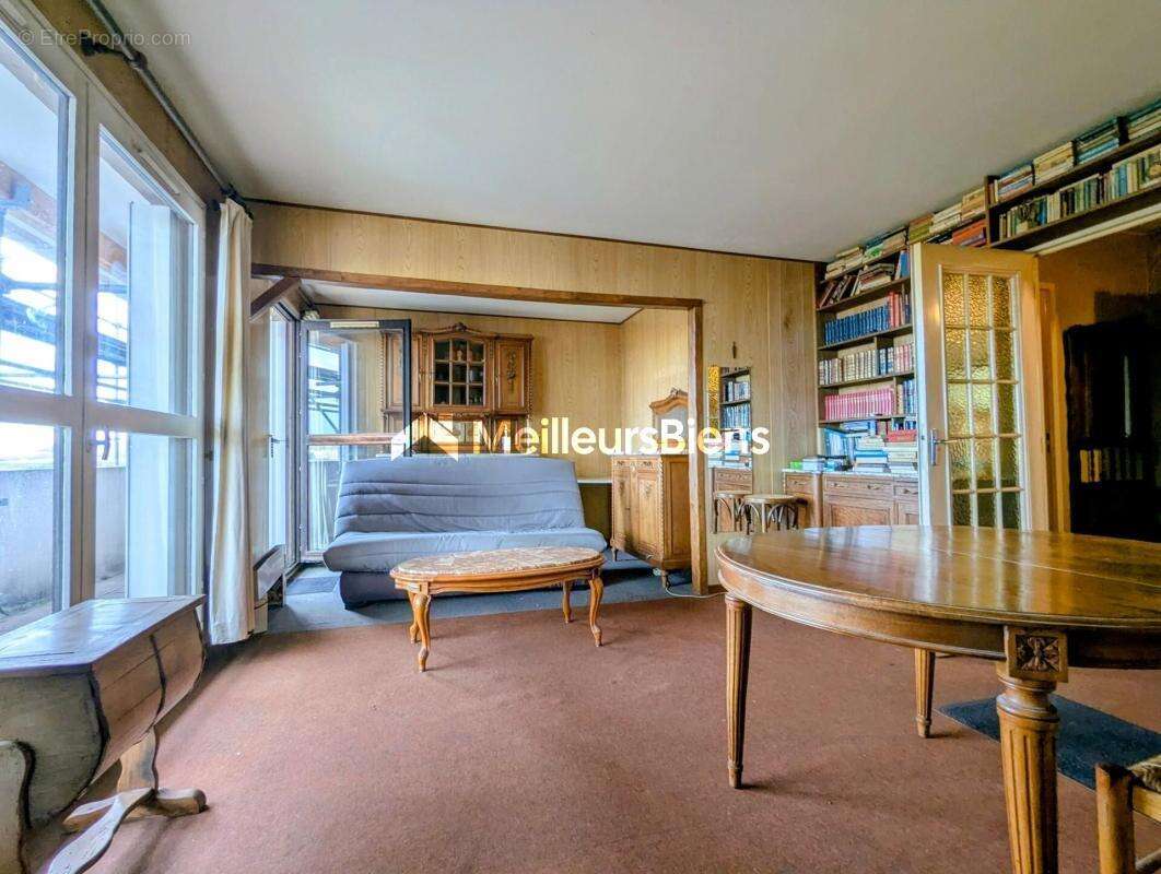 Appartement à LES MUREAUX