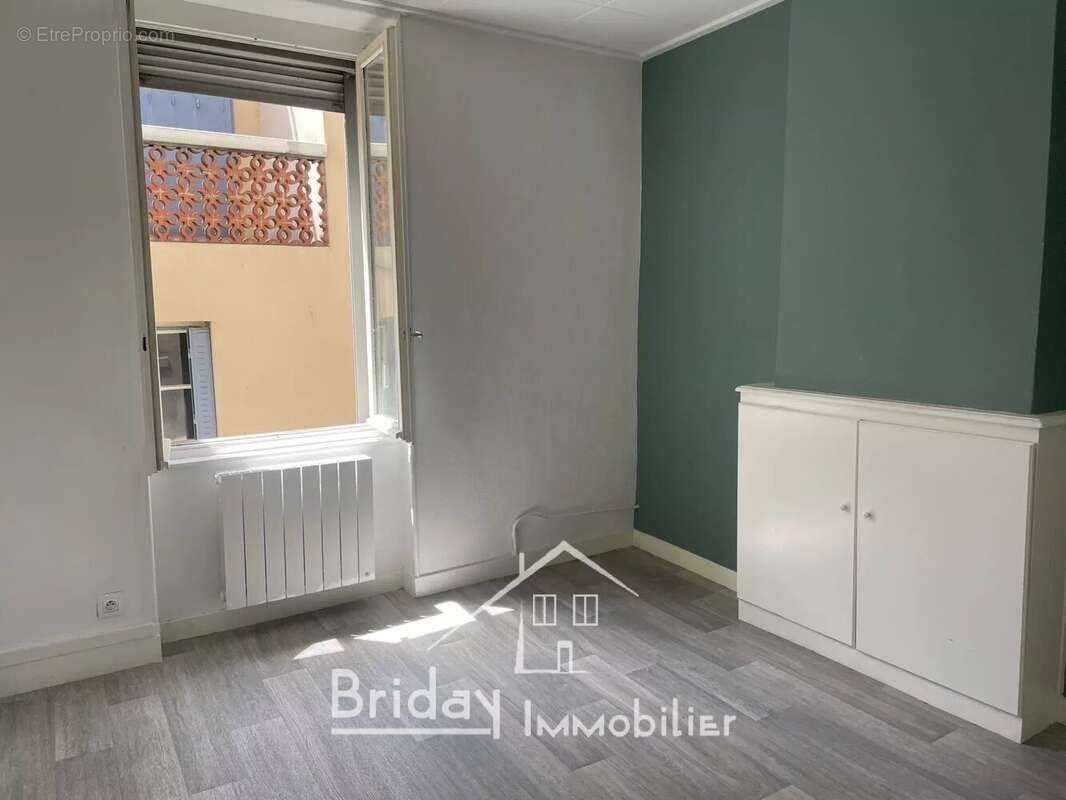 Appartement à SAINT-SYMPHORIEN-D'OZON