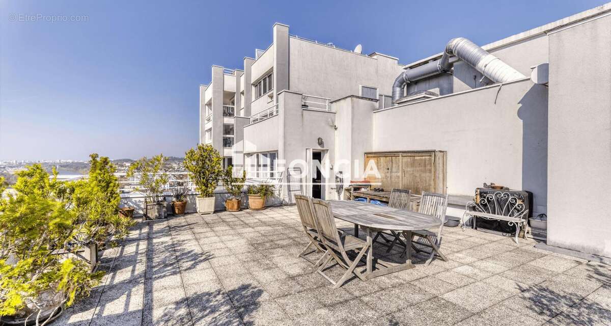 Appartement à EPINAY-SUR-SEINE