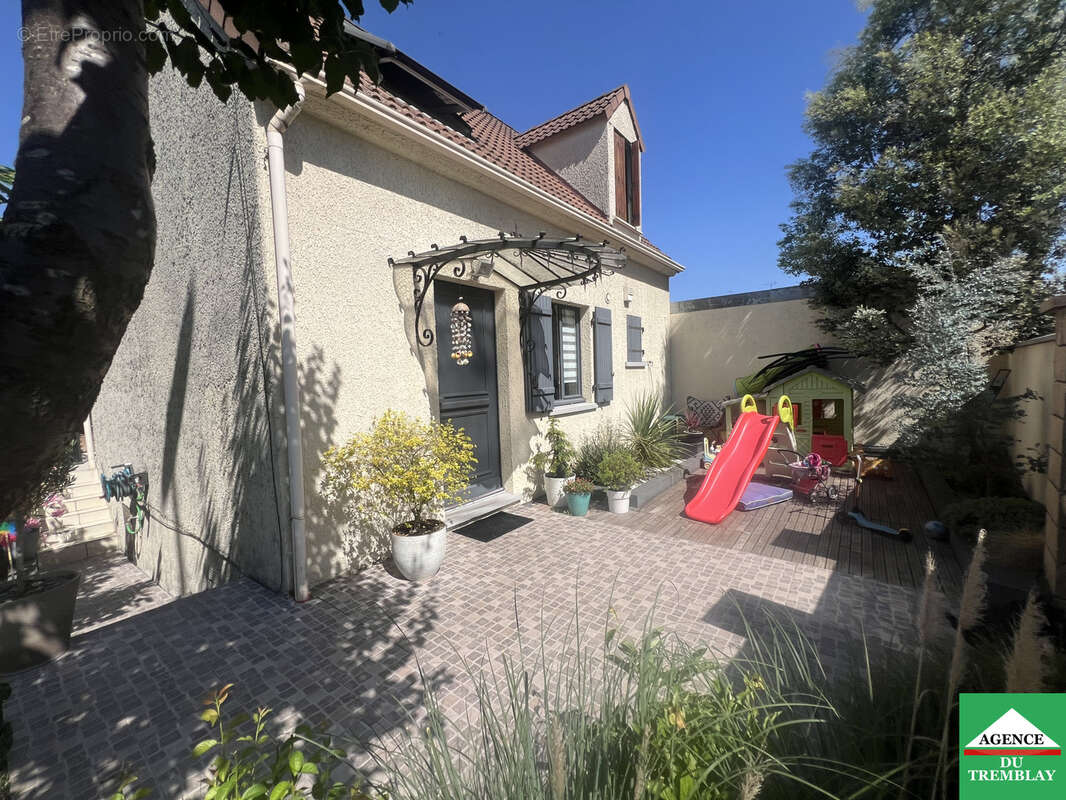Maison à CHAMPIGNY-SUR-MARNE