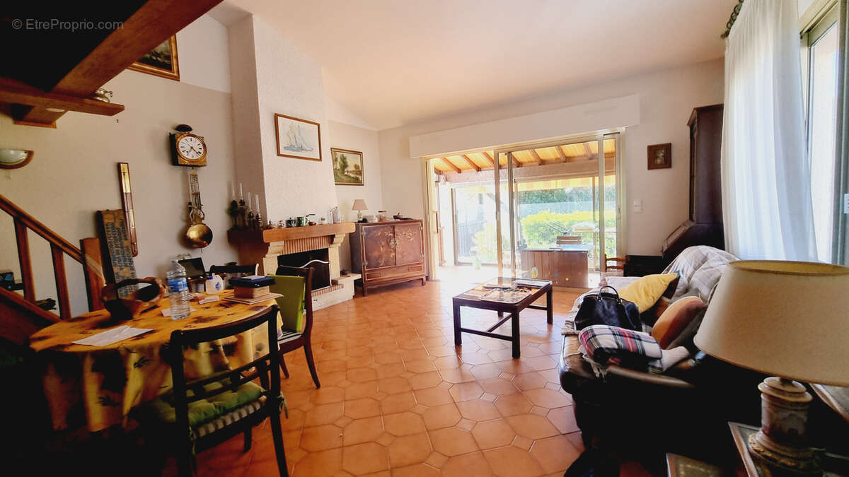 Maison à SAINT-RAPHAEL