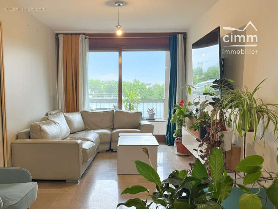 Appartement 88 m² à Grenoble  - photo 2