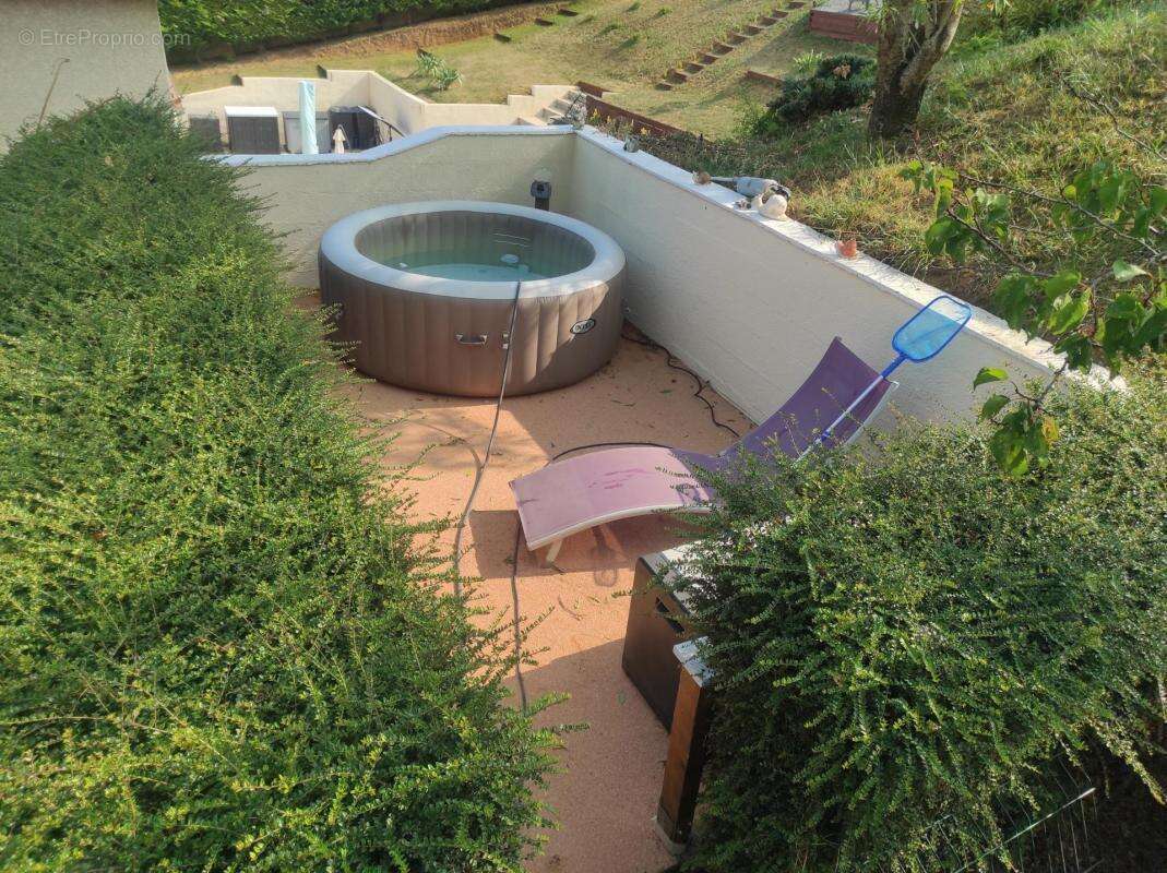 Villa d'architecte 5 pièces Lagnieu - Quartier recherché - vue Bugey et  Alpes ! - photo 5