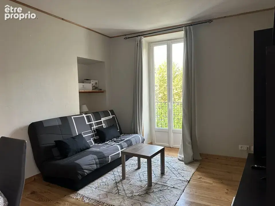 Bel appartement 3 pièces avec terrasse vendu meublé - photo 3