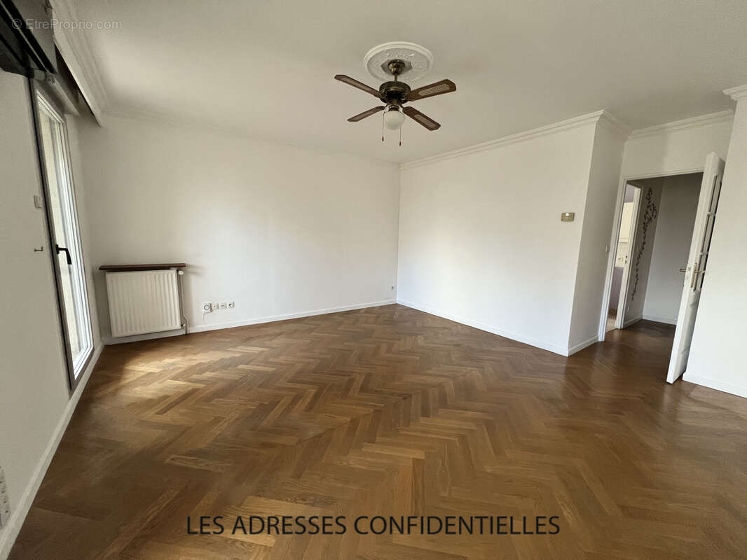 Appartement à TASSIN-LA-DEMI-LUNE