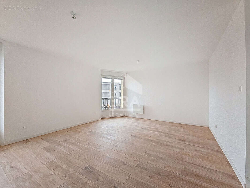 Appartement à LEXY