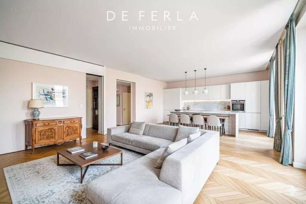 Appartement à PARIS-4E