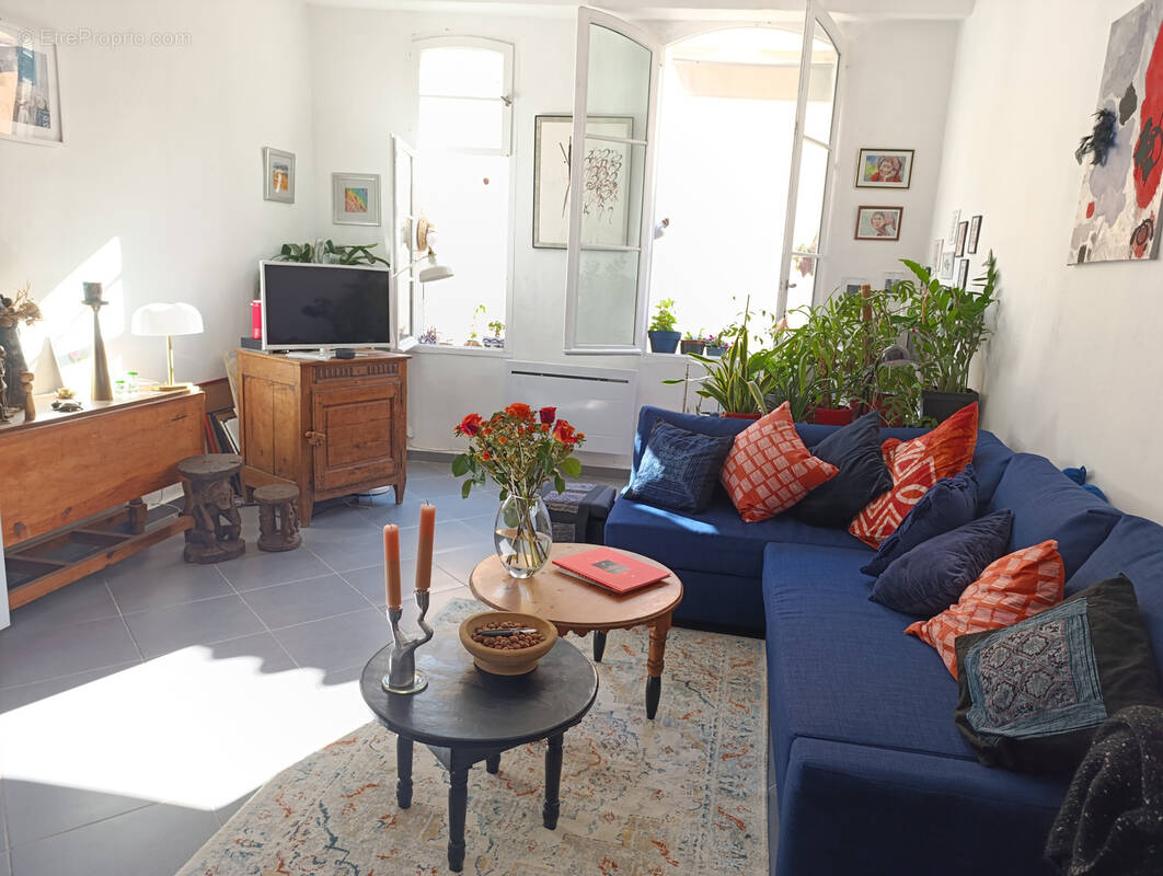 Appartement à MARSEILLE-2E
