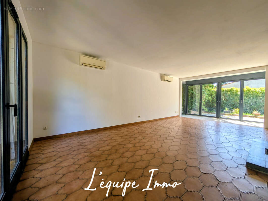 Maison T4 au calme sur sous-sol complet avec dépendance - photo 9
