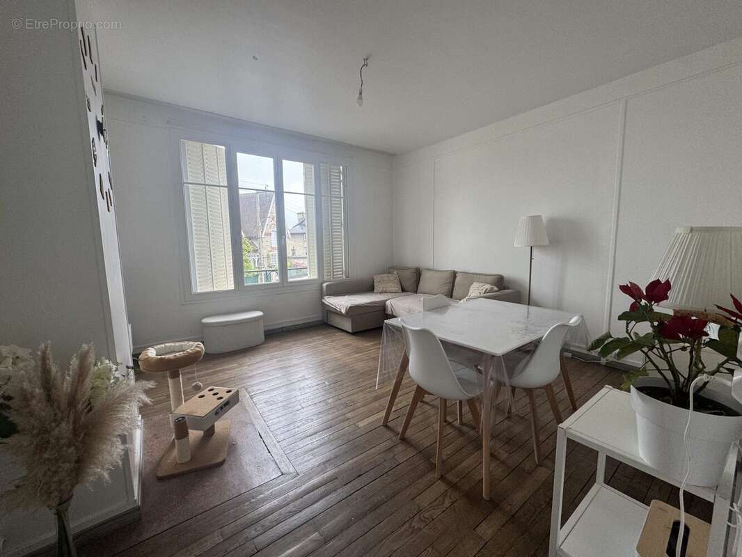 Appartement 158 m² à Soissons  - photo 2