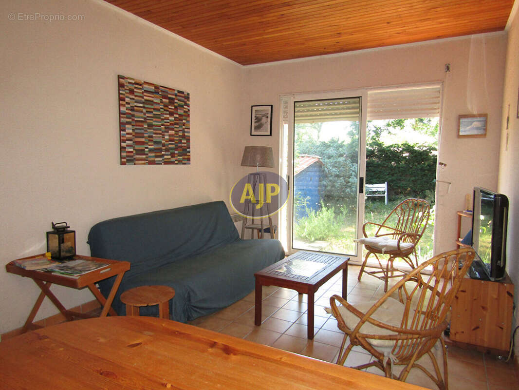 Maison à LACANAU