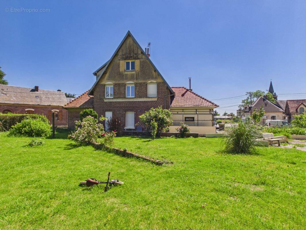 Maison à CONTALMAISON