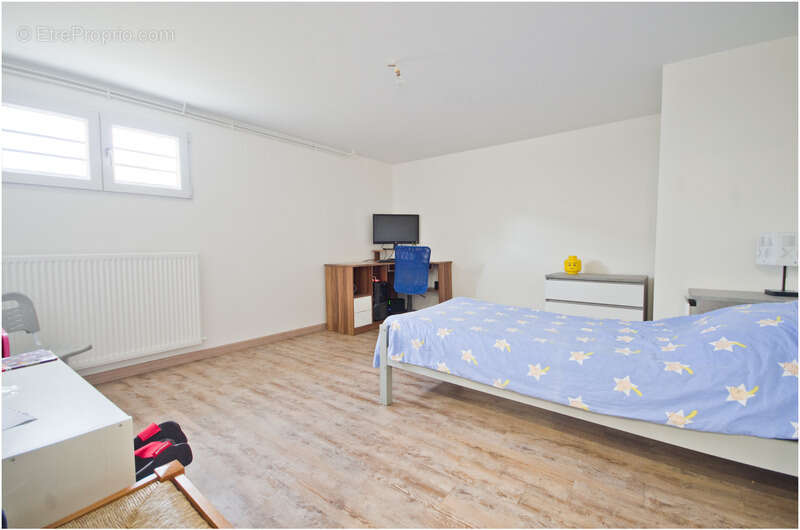 Maison à JAUNAY-CLAN