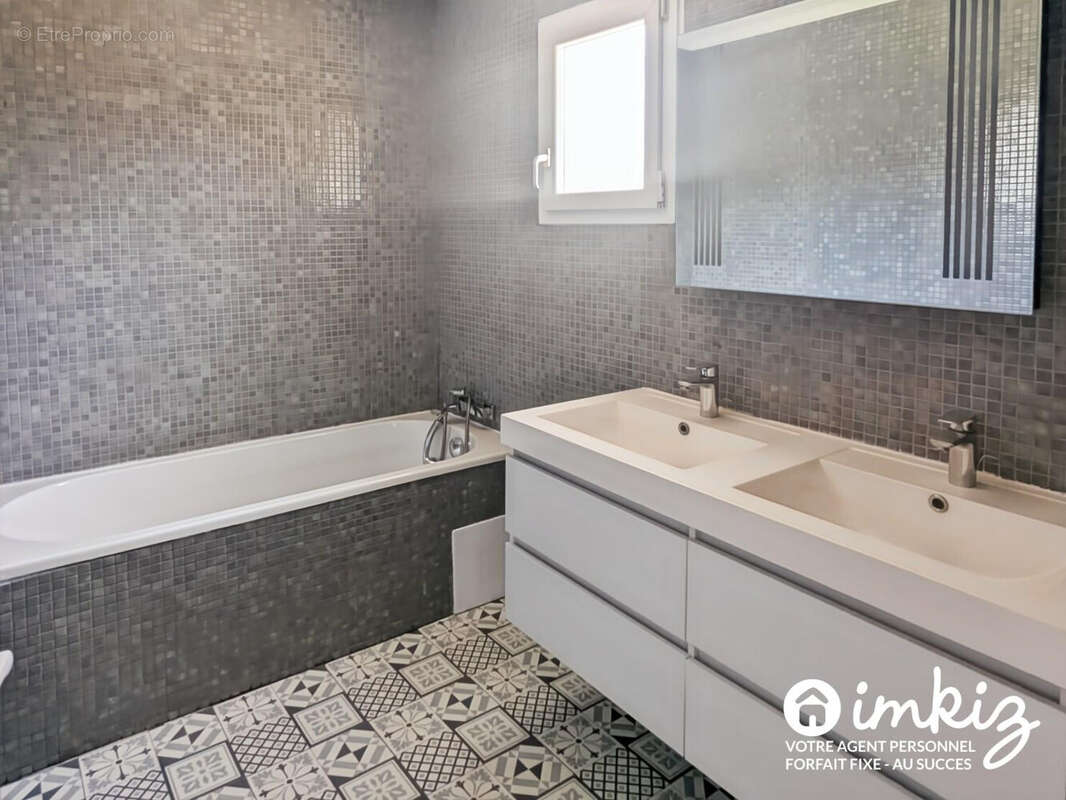 Maison 6 pièces avec studio indépendant et piscine - photo 10