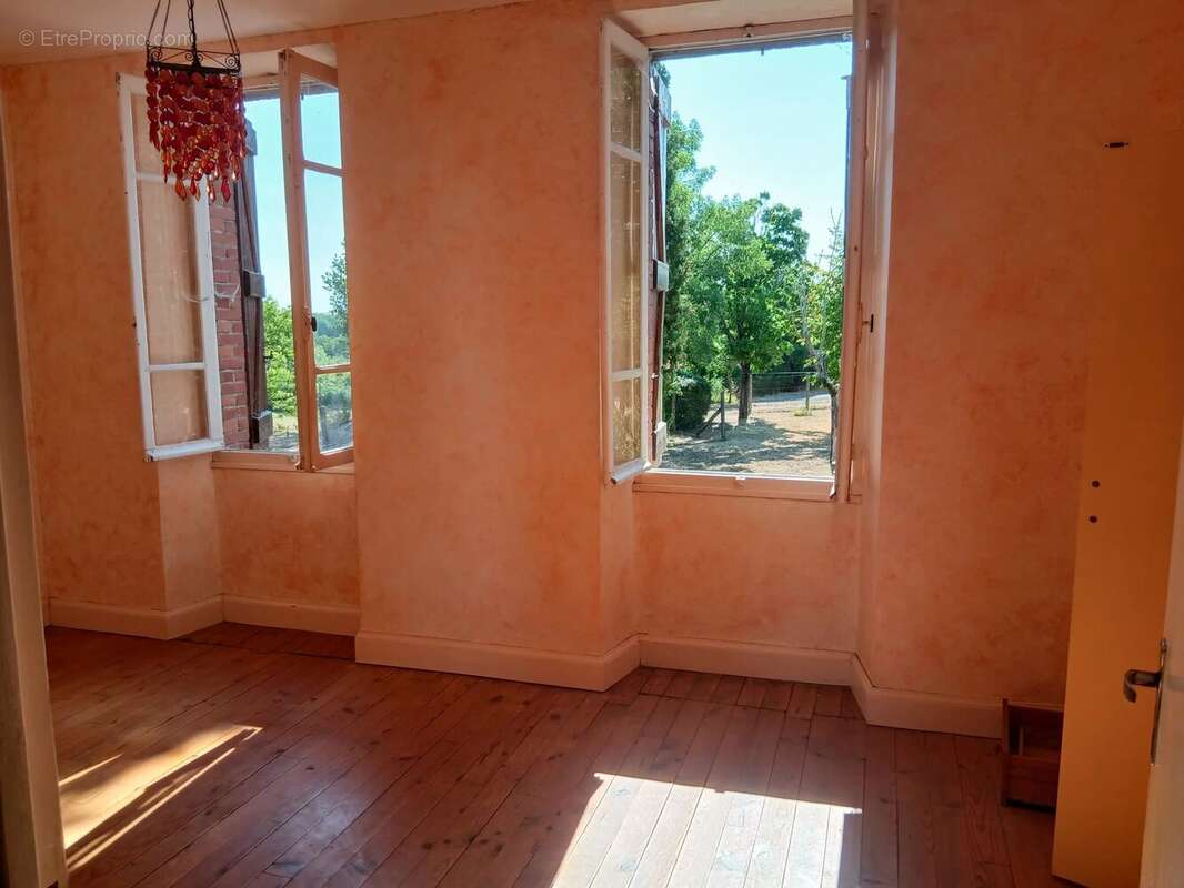 Maison en pierre avec terrain - photo 13