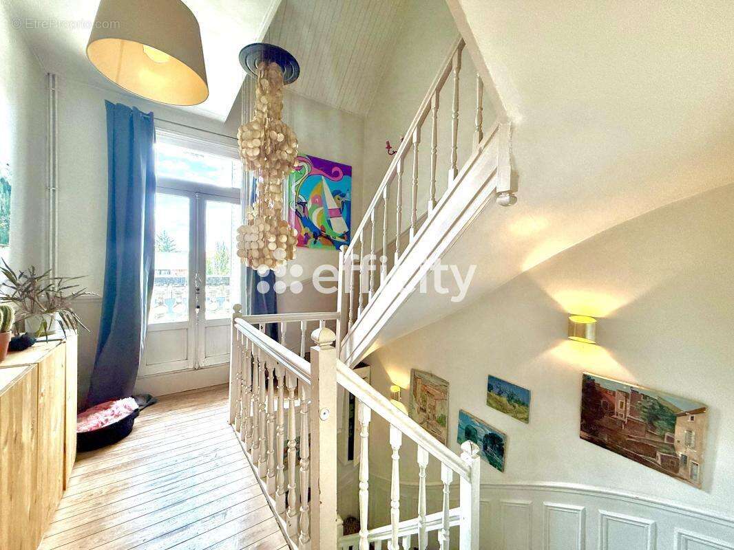 Maison 225 m² à Soissons  - photo 13