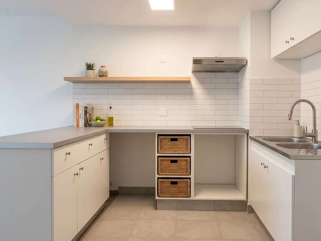 Appartement récent type 3, 55.90m², deux chambres, terrasse, deux places de parking - photo 5