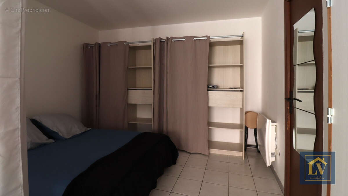 Appartement à PEZILLA-LA-RIVIERE