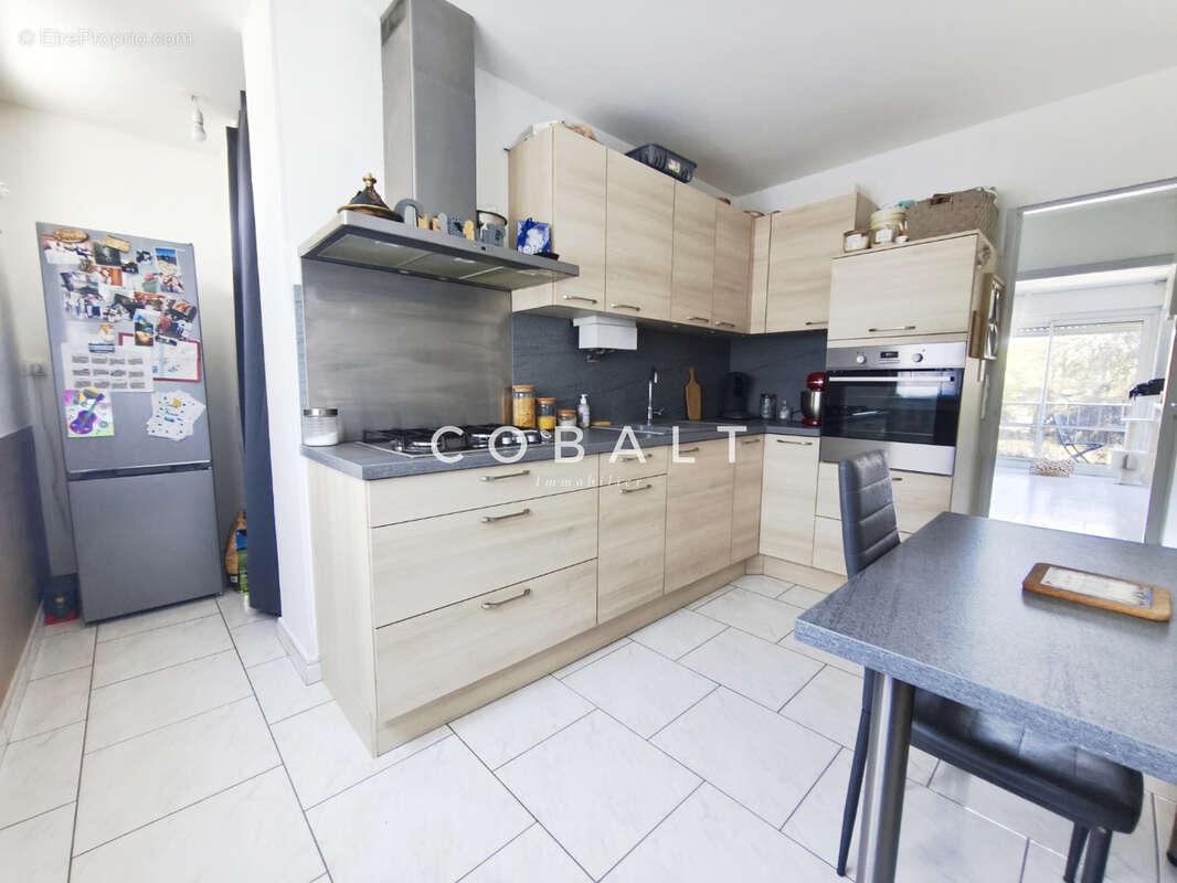 Appartement entièrement rénové - photo 4