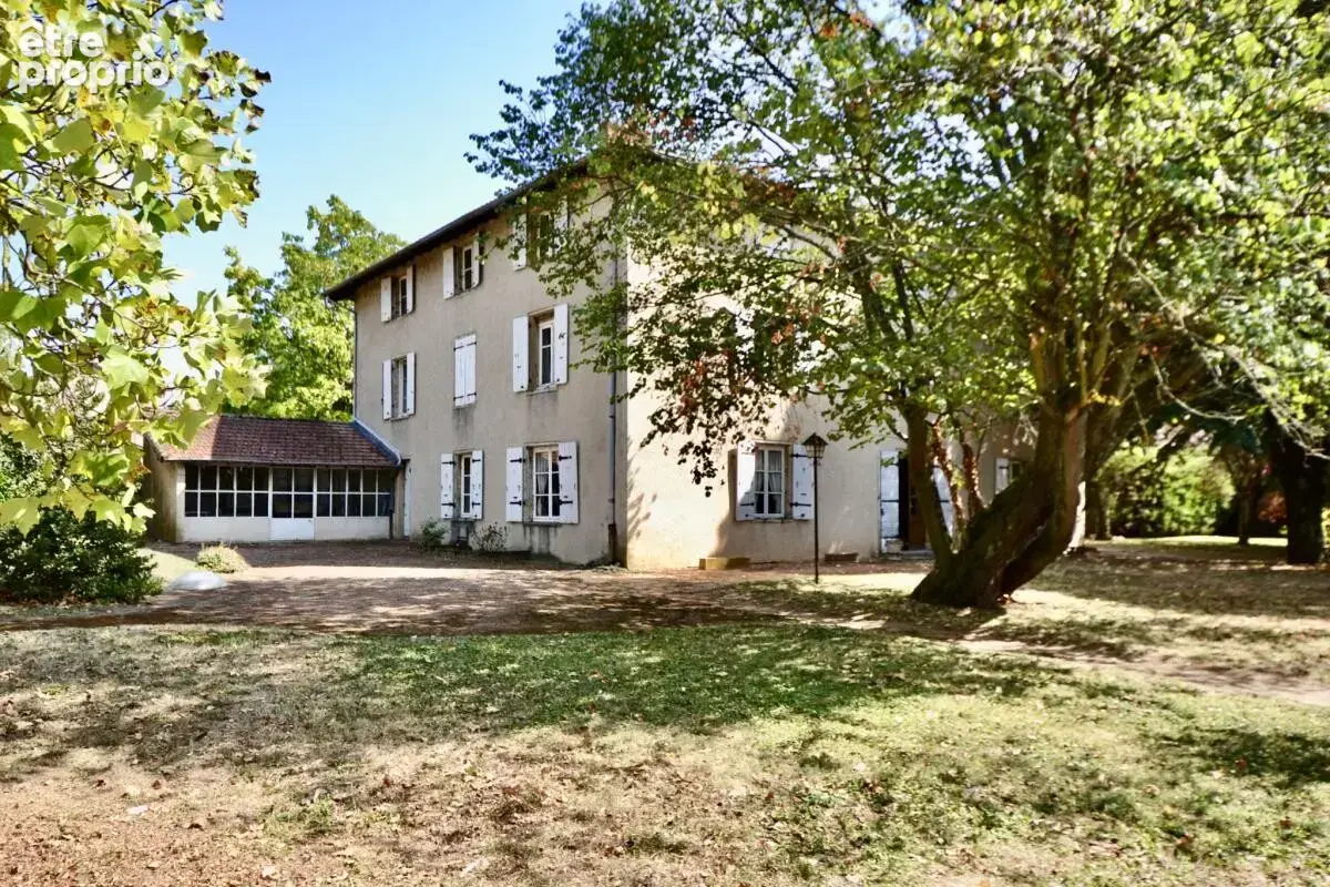 Maison à SATHONAY-VILLAGE
