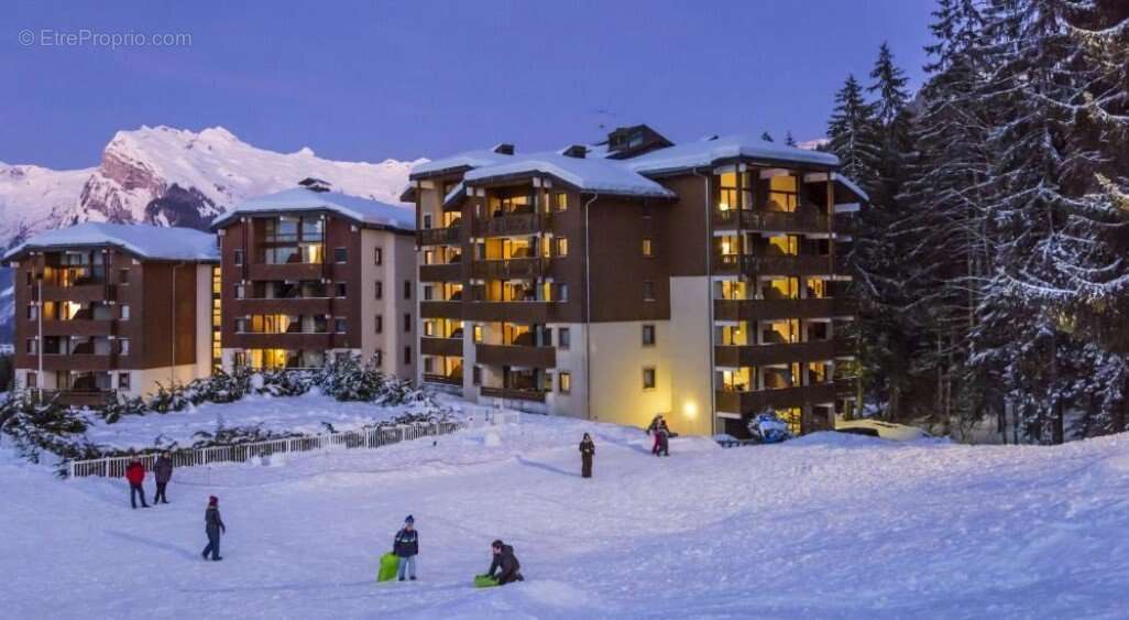 Appartement à MORILLON