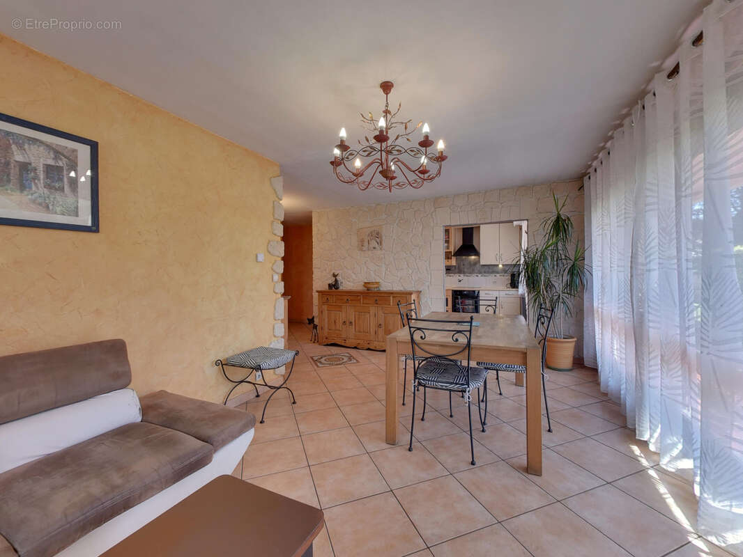 Appartement à ECHIROLLES