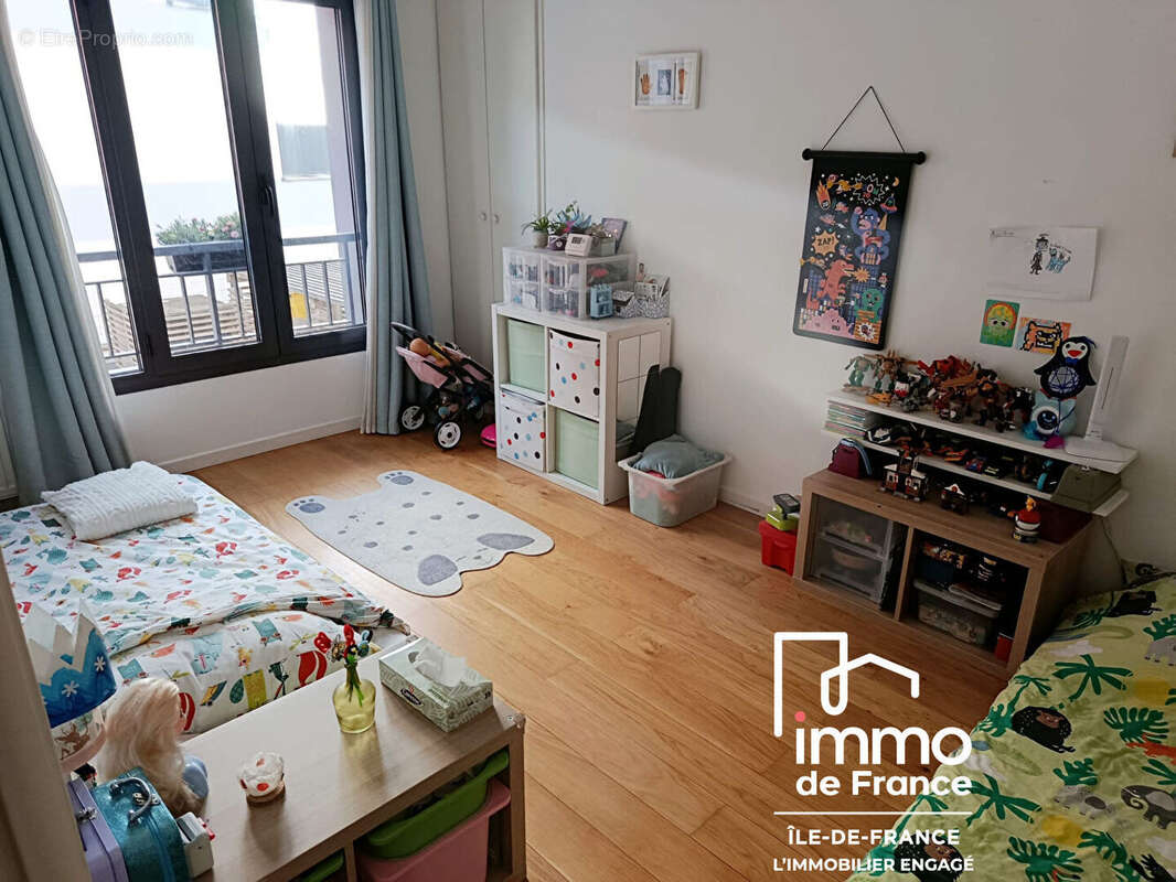 Appartement à VAIRES-SUR-MARNE