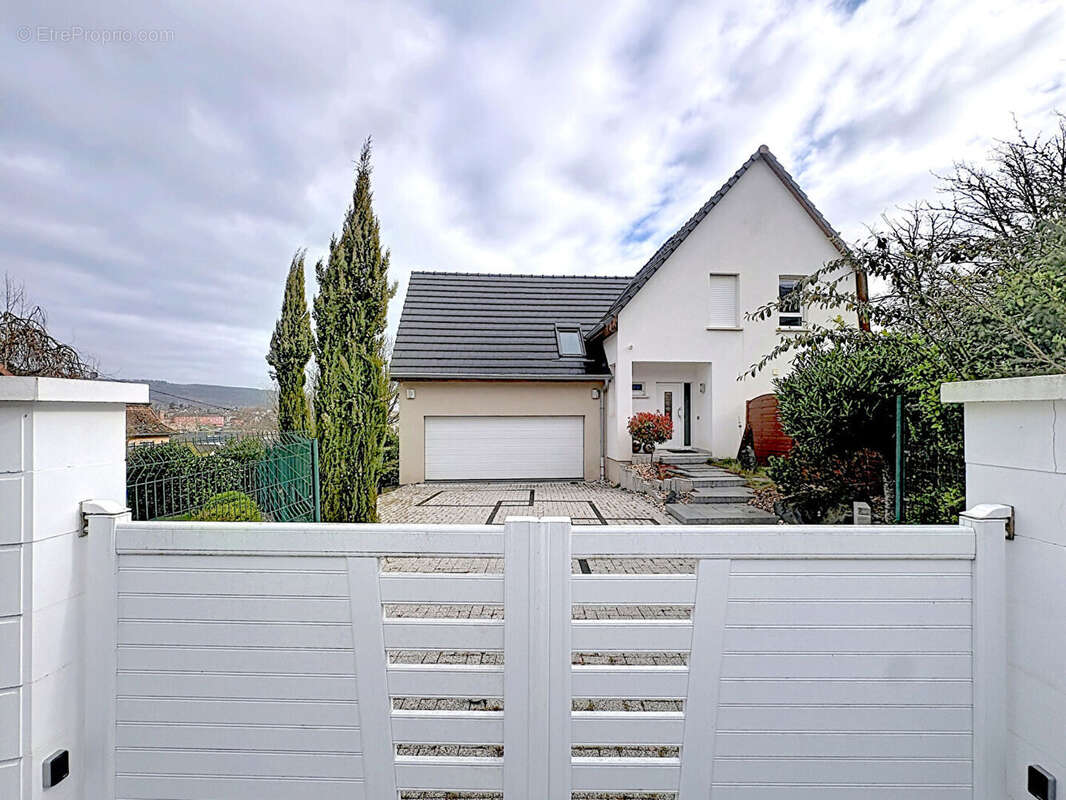Saverne - Villa coup de coeur dans quartier recherché - photo 12