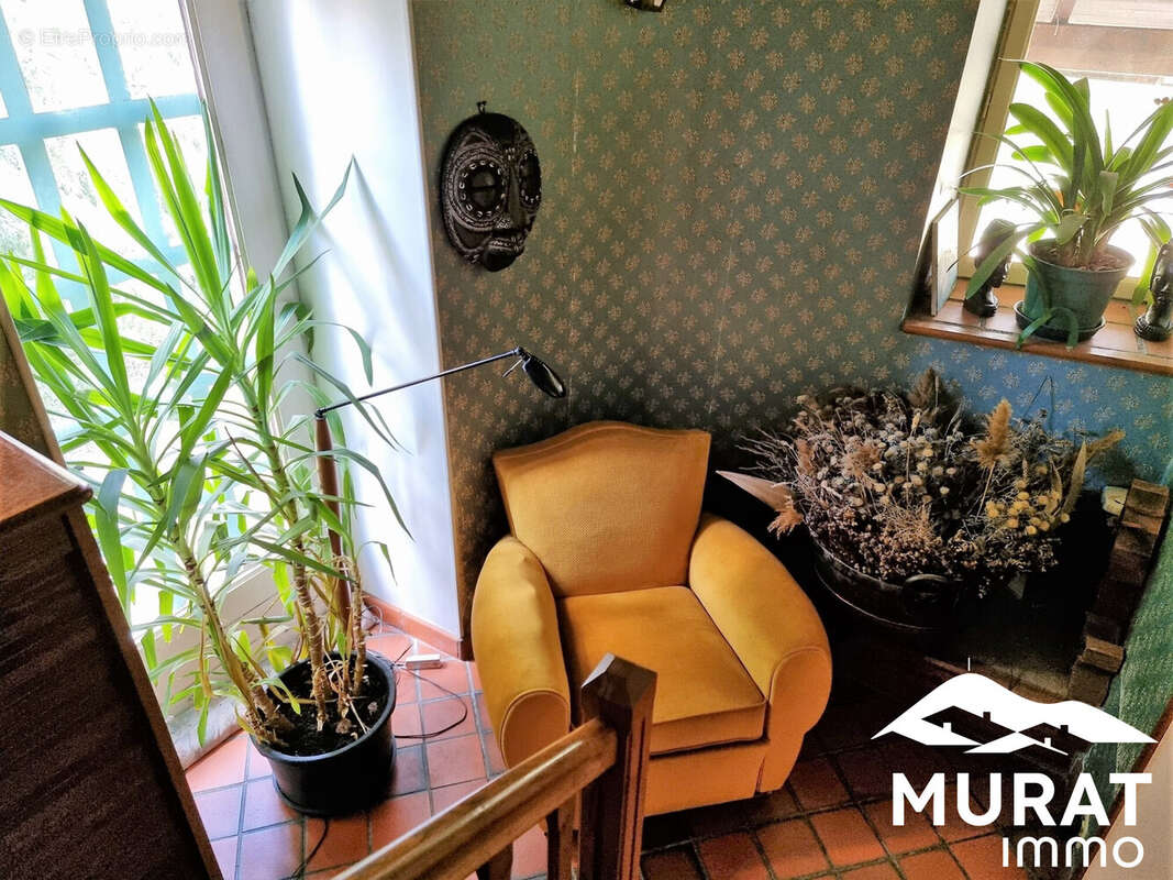 Maison à VEYRE-MONTON