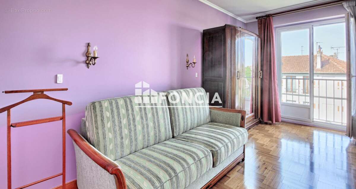 Appartement à MAISONS-ALFORT