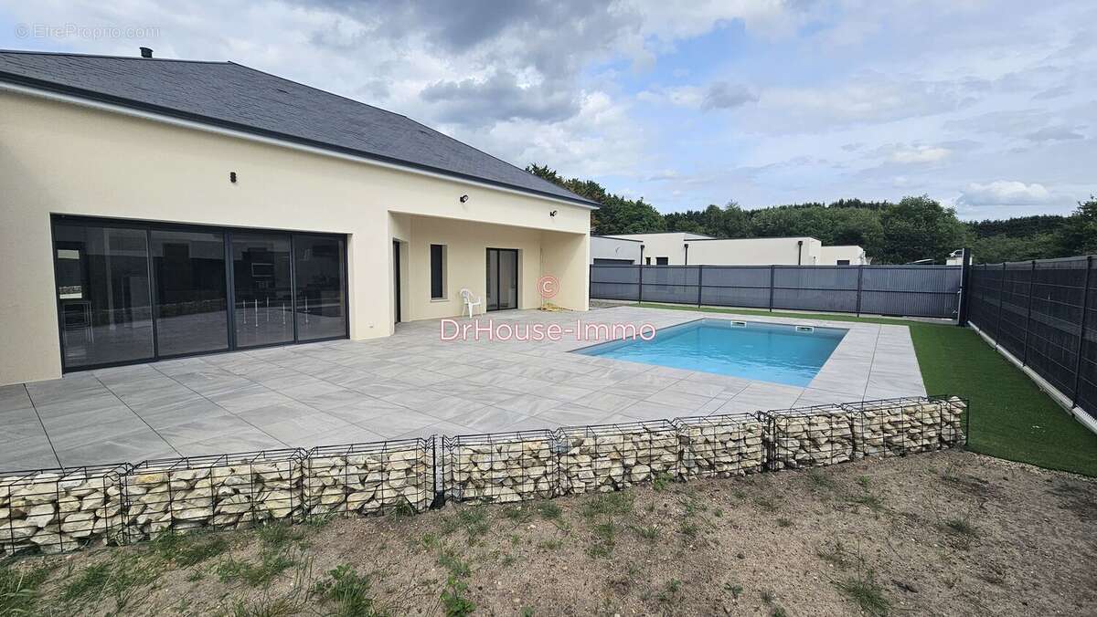 Maison 190 m² à Change  - photo 8