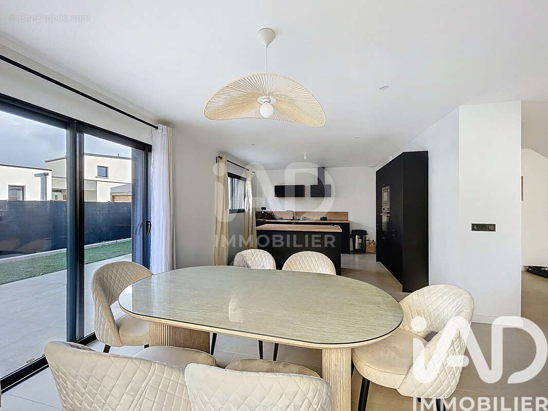 Photo 8 - Maison à CINTRE