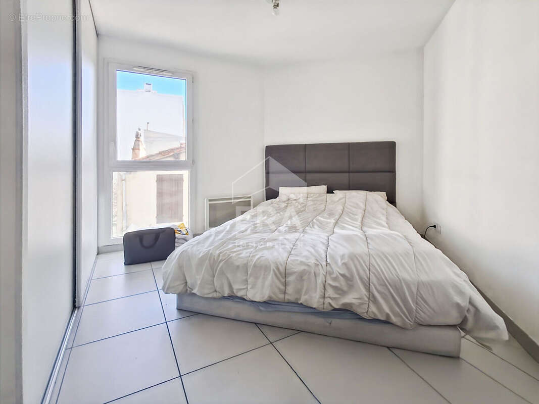 Appartement à MARSEILLE-5E