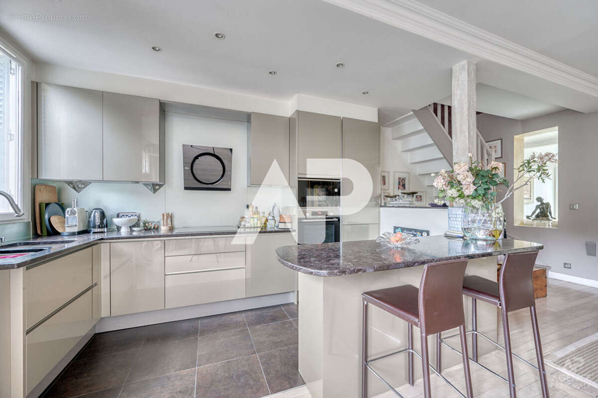 Maison à RUEIL-MALMAISON