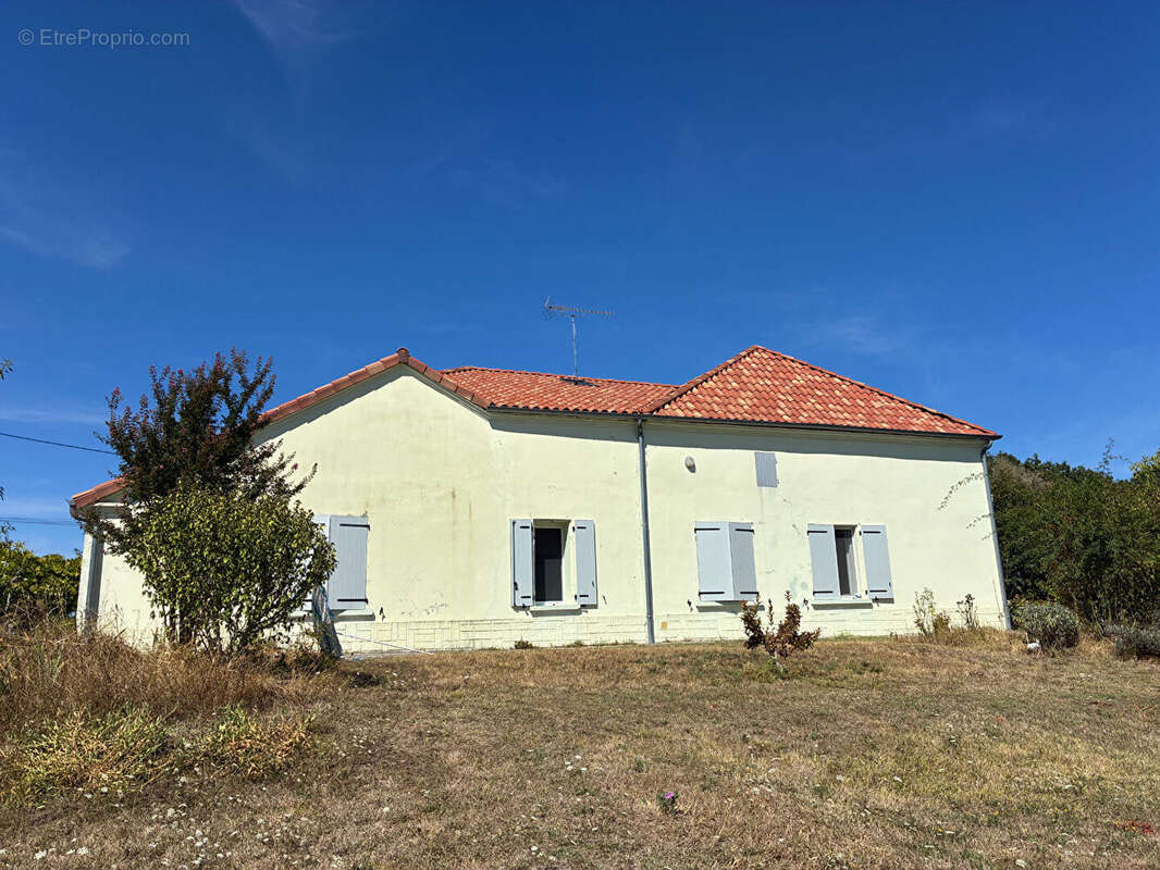 Maison à SAINTE-LIVRADE-SUR-LOT