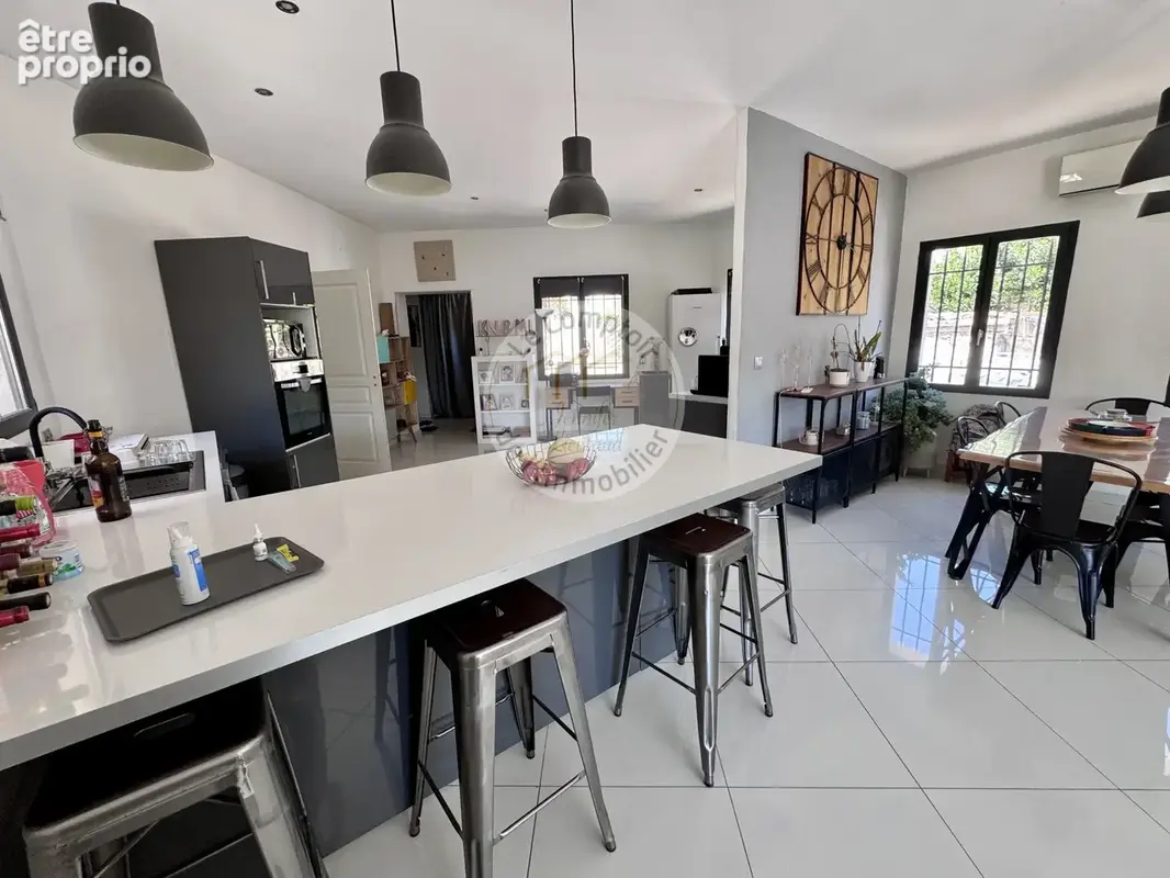 Rare à la vente   saint-julien   maison de 192 m2 sur 1 000 m2 de terrain avec piscine, t2 indépendant - photo 16