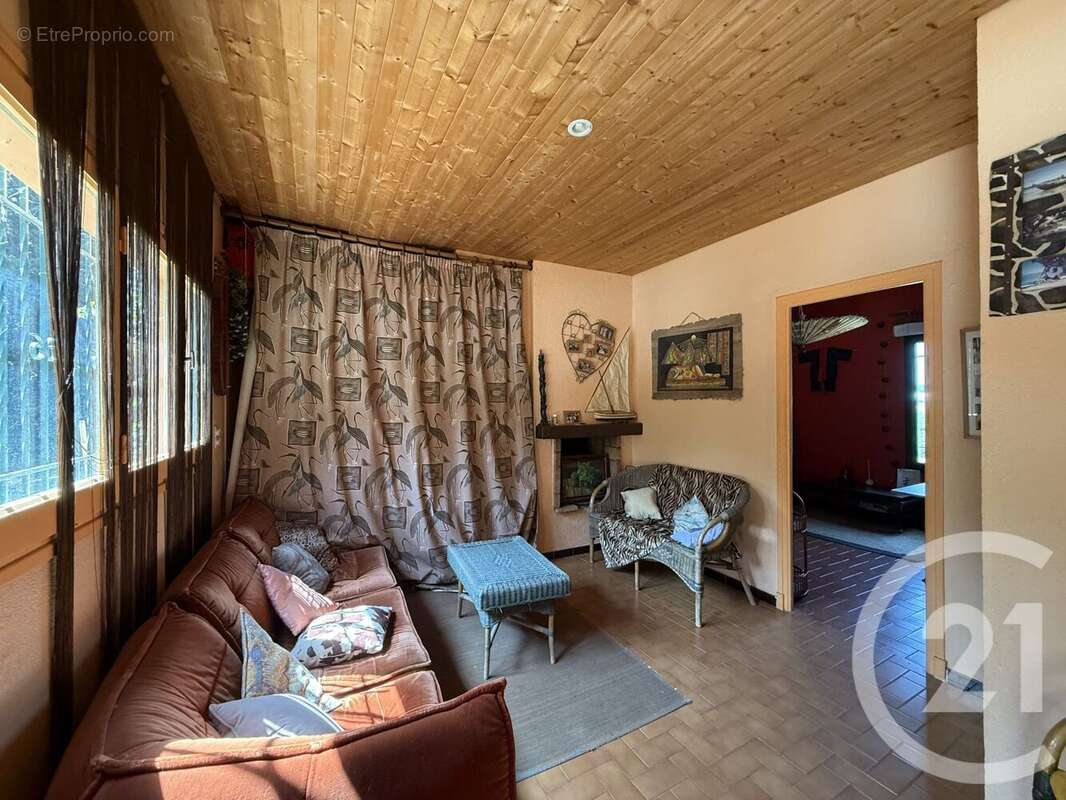 Maison à SAINT-CYPRIEN